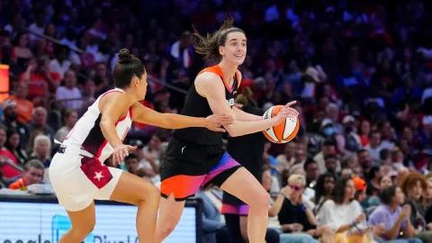 kelsey-plum-caitlin-clark-05092025.png